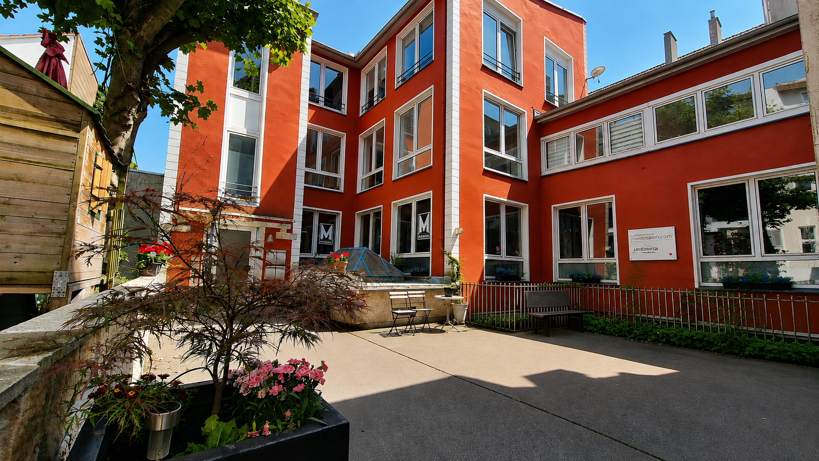 Tonstation building and courtyard in Bielefeld